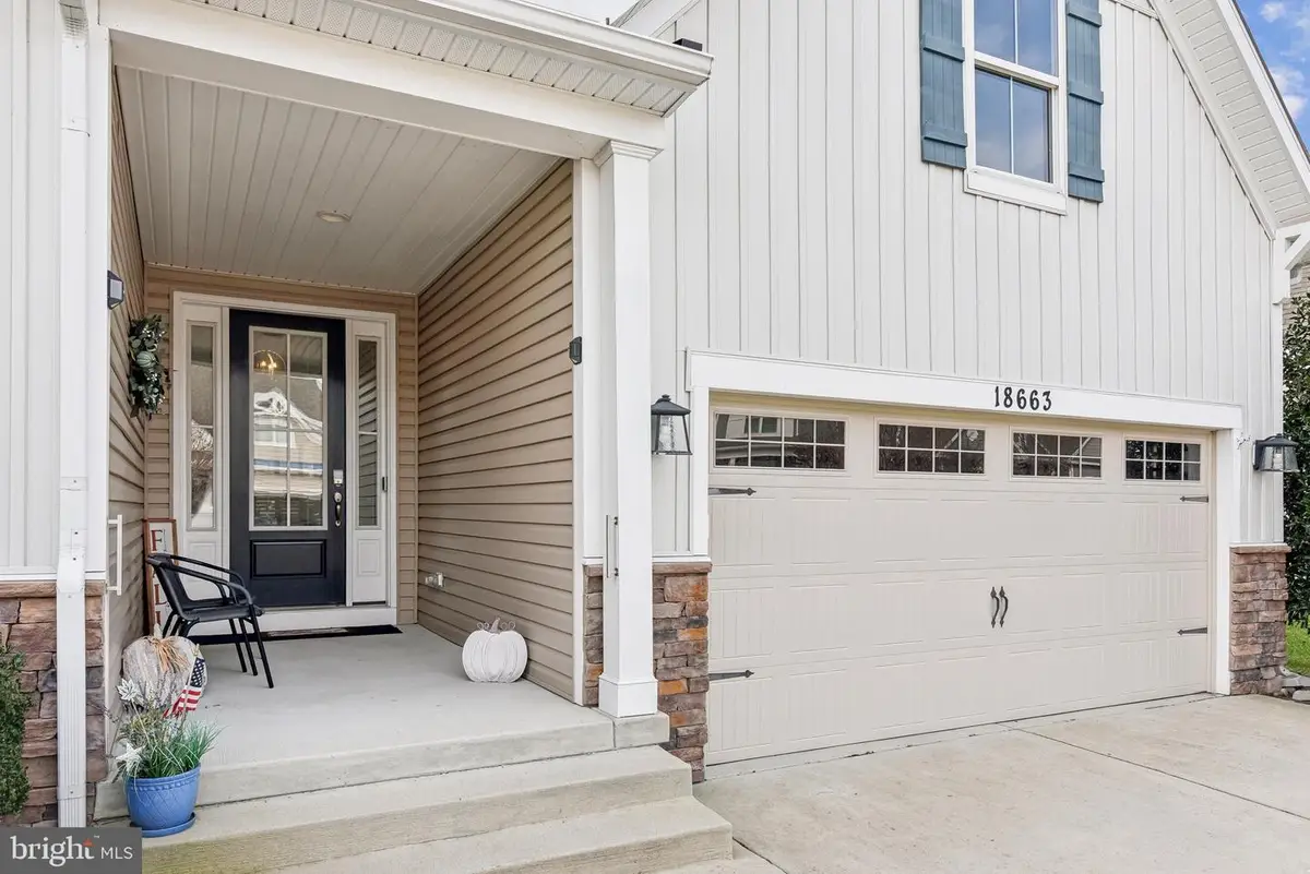 18663 Old Canal Ln, Millville, DE 19967 - Image #1