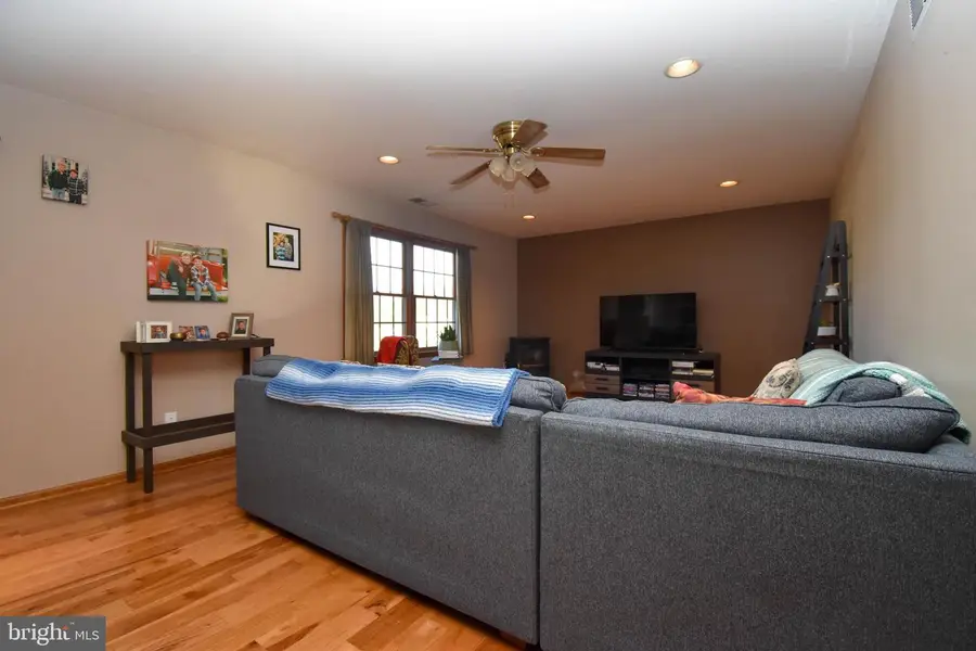 22929 Peterkins Rd, Georgetown, DE 19947 - Image #2