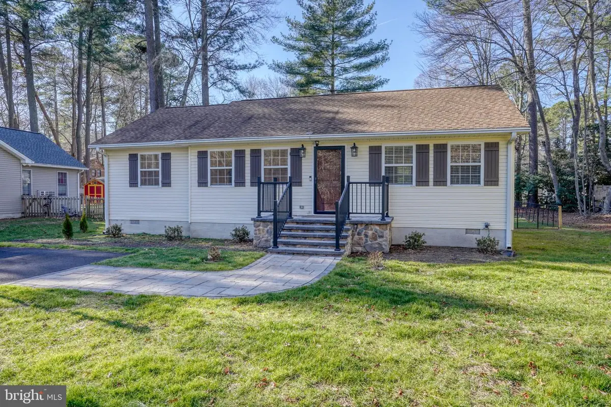 28 Lakewood Dr, Lewes, DE 19958 - Image #1