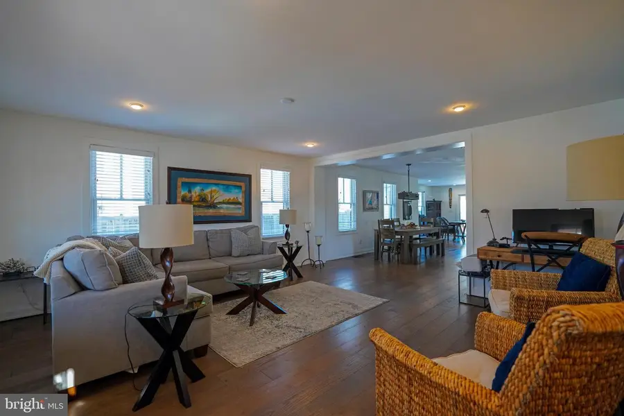 111 W 4th St, Lewes, DE 19958 - #2