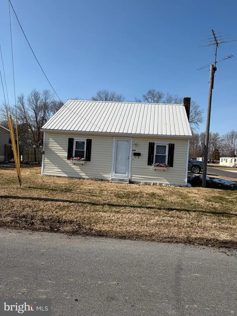 200 S Dixie St, Greenwood, DE 19950 - #3