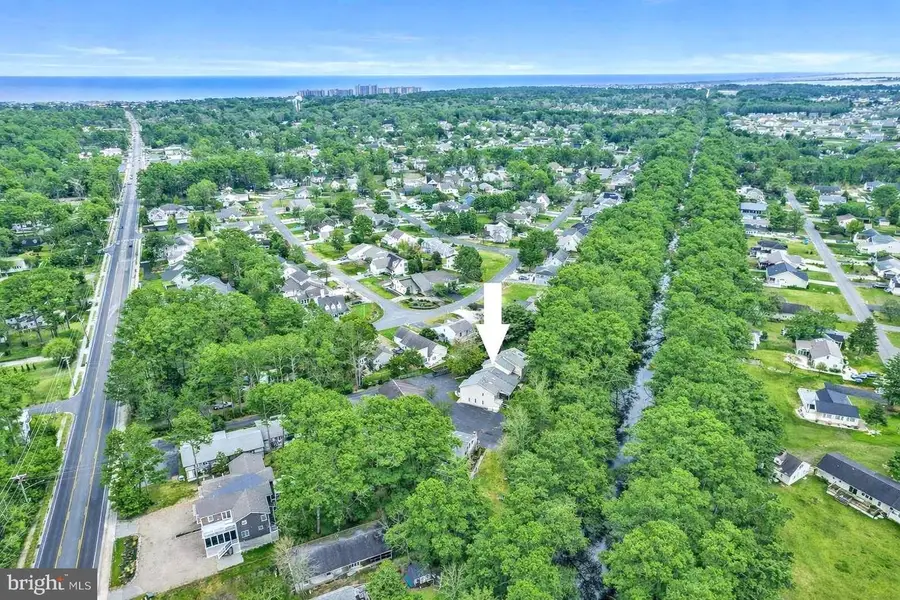 880 Garfield Pkwy #b, Bethany Beach, DE 19930 - #3