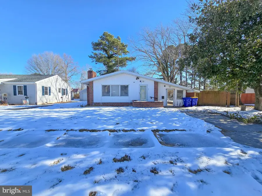 321 N Willey St, Seaford, DE 19973 - #2