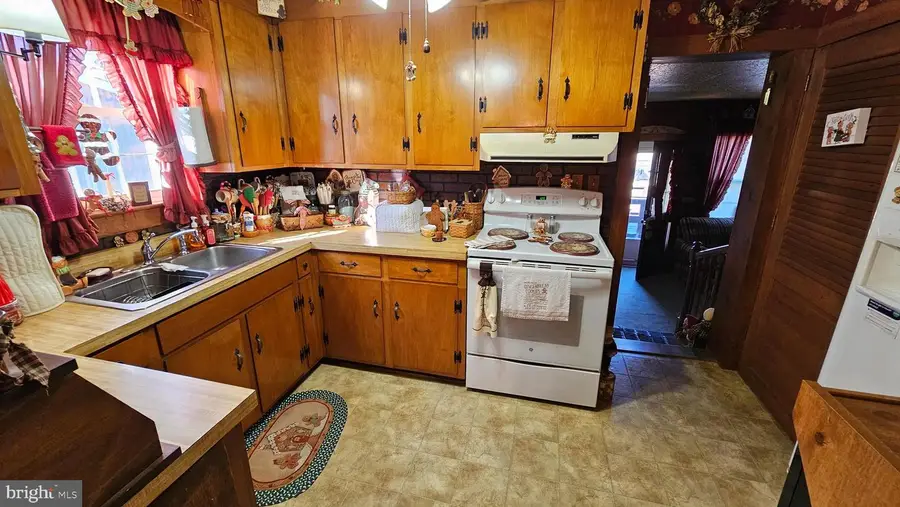 108 Washington Ave, Bridgeville, DE 19933 - #3