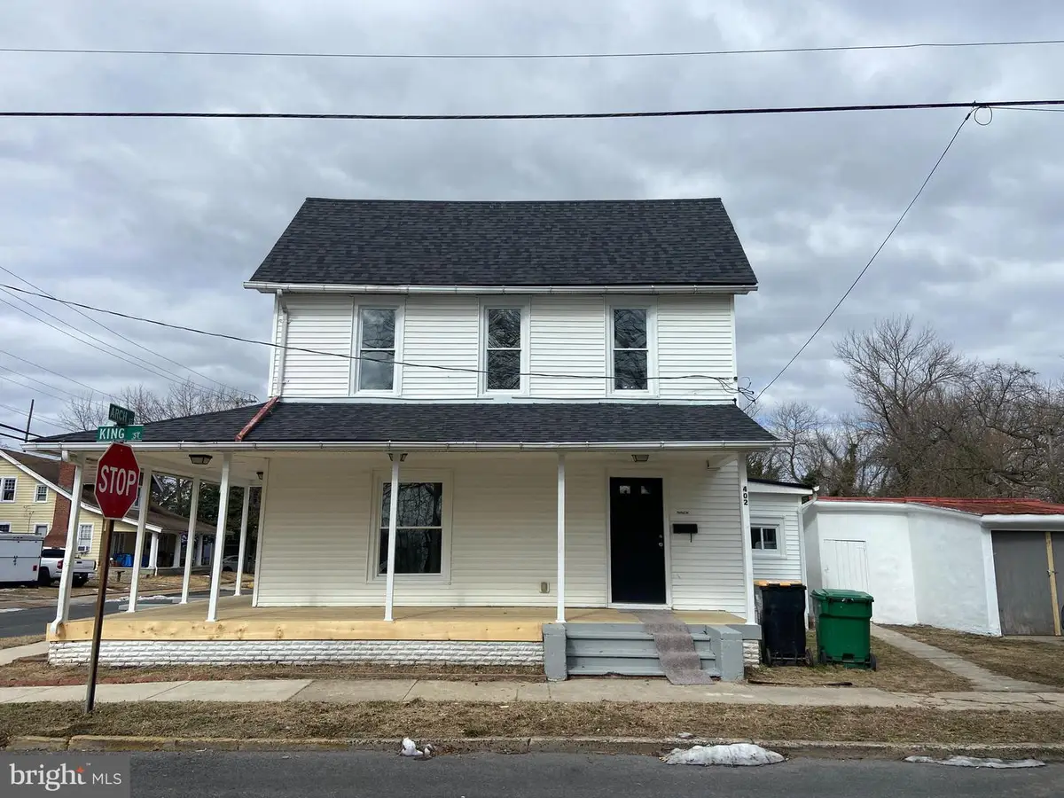 402 E King St, Seaford, DE 19973 - #1