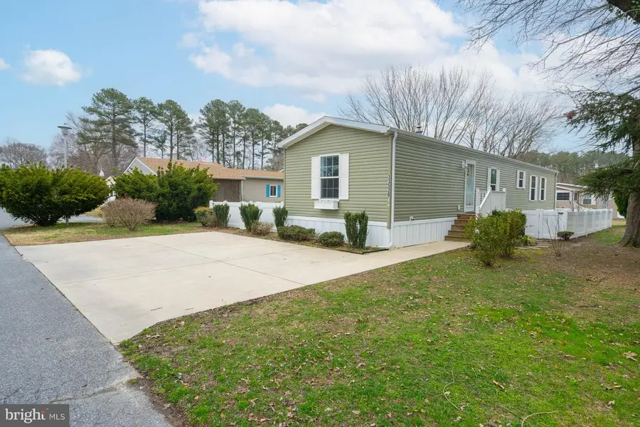 33520 Buttercup St, Lewes, DE 19958 - #3
