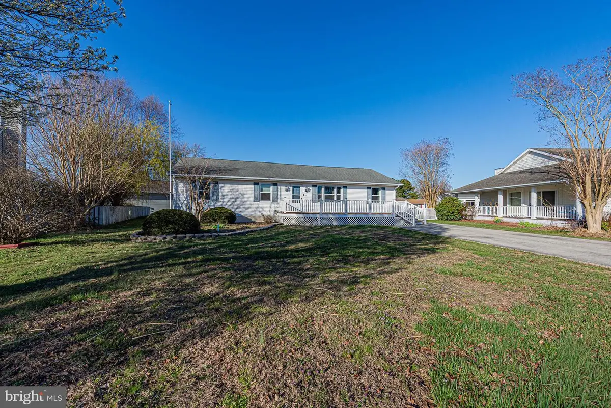 37725 E Pond Cir, Selbyville, DE 19975 - #1