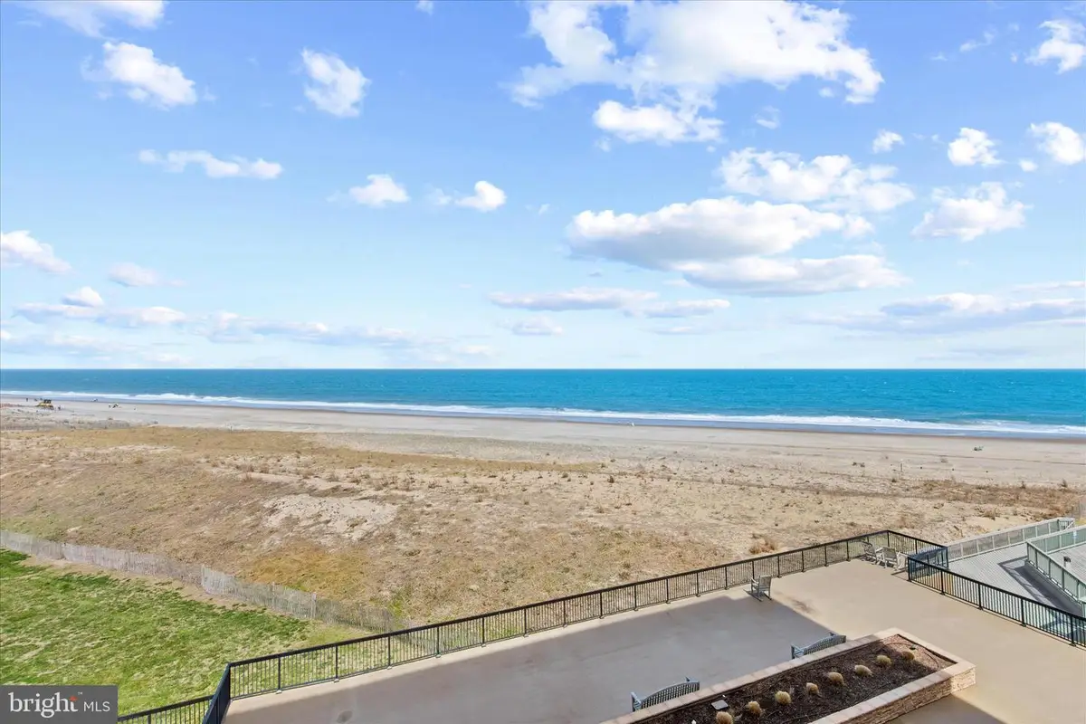 402 Chesapeake House Rd, Bethany Beach, DE 19930 - #1