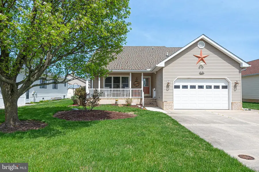 36835 W Pond Cir, Selbyville, DE 19975 - #2