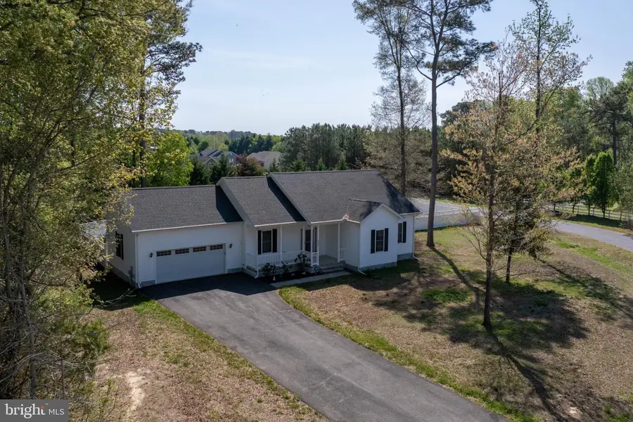 5490 Foxshire Dr, Bridgeville, DE 19933 - #2