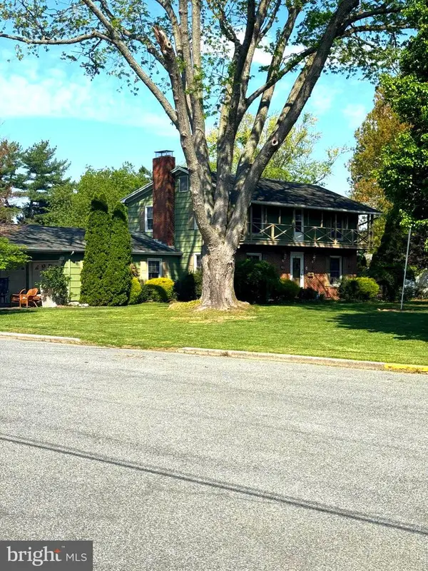 402 Nylon Blvd, SEAFORD, DE 19973