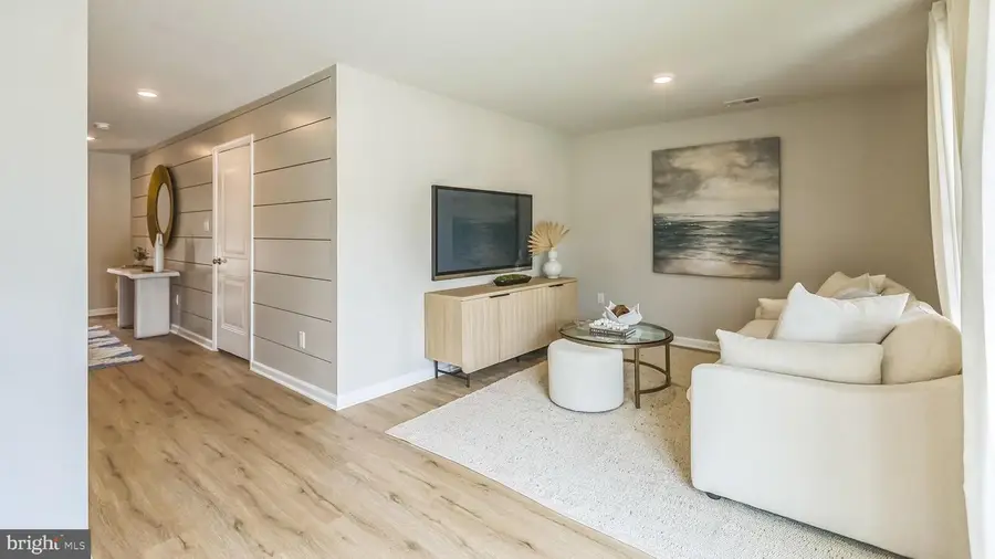 21448 Farmington Rd, Frankford, DE 19945 - #3