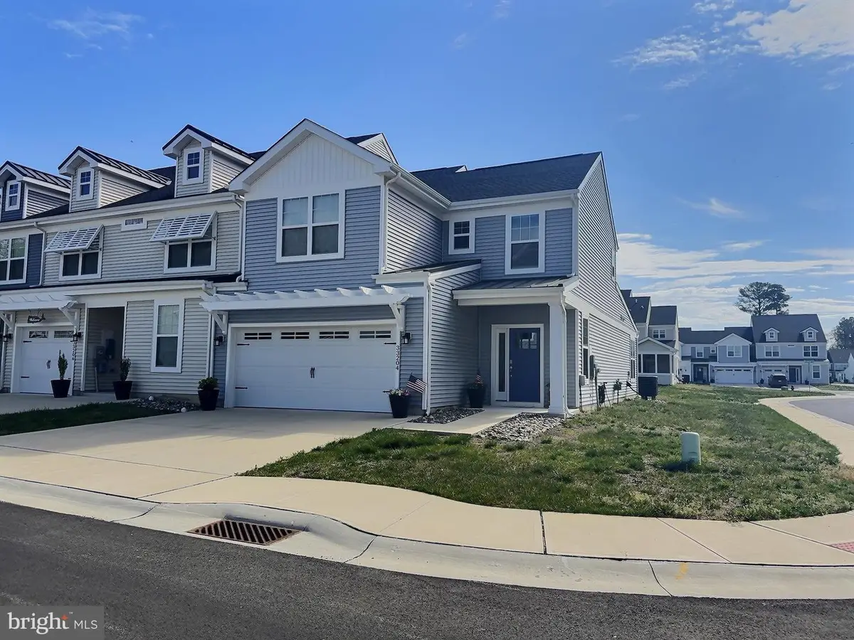 33204 Cross Rd, Frankford, DE 19945 - #1