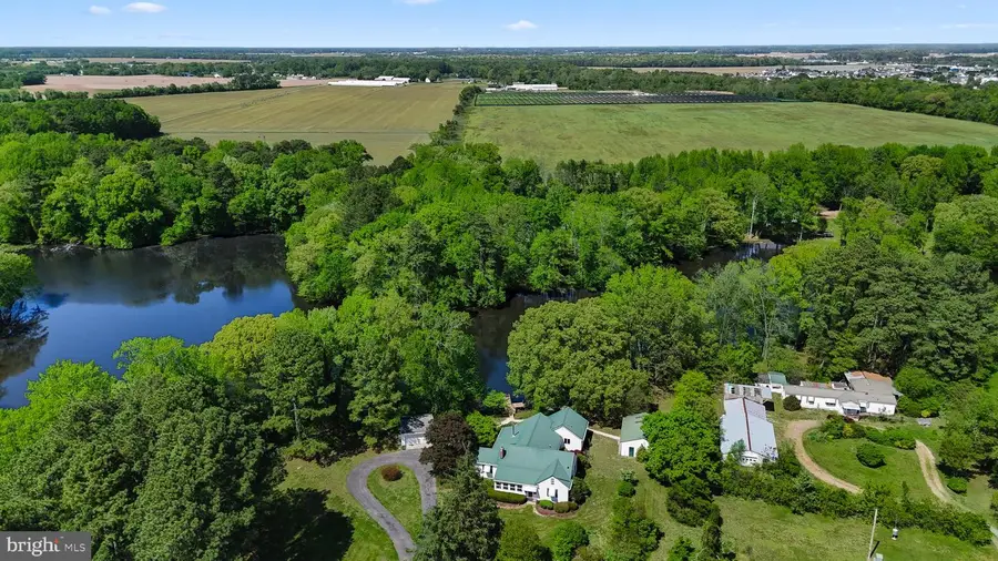 8255 Hearns Pond Rd, Seaford, DE 19973 - #2