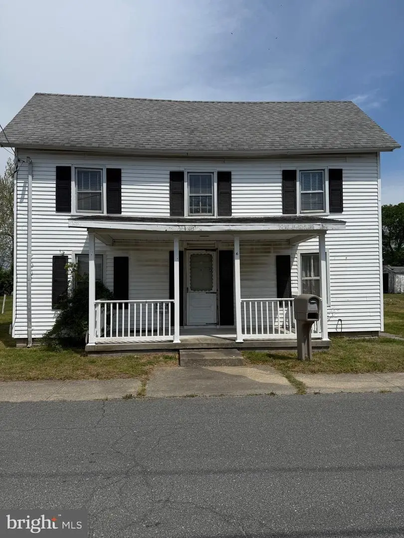 6 E 4th St, Blades, DE 19973 - #1