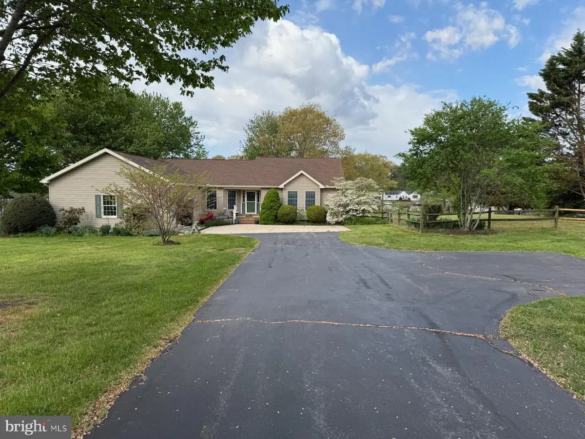 8560 Cedar Creek Rd, Lincoln, DE 19960 - #1