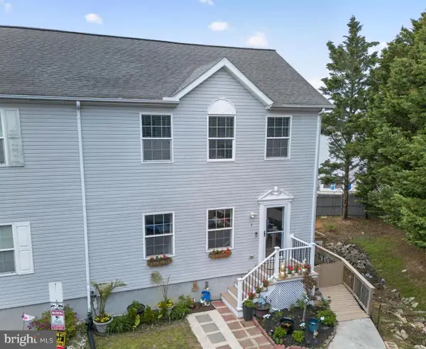 35615 South St #4, REHOBOTH BEACH, DE 19971