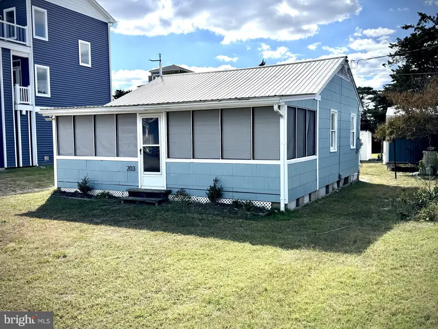203 S Bay Shore Dr, Milton, DE 19968 - #2