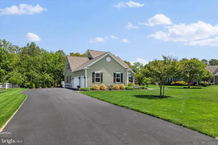 16254 Edgewater Dr, Milton, DE 19968 - #3