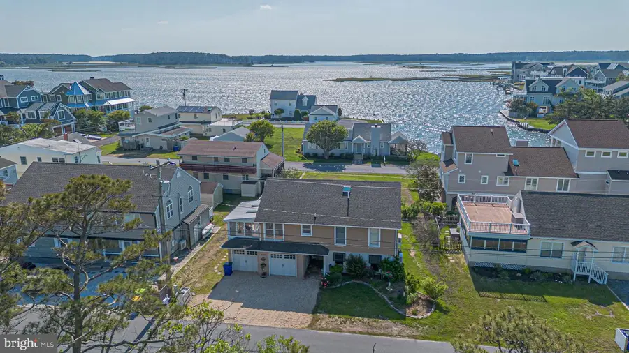 35207 Hassell Ave, Bethany Beach, DE 19930 - #3