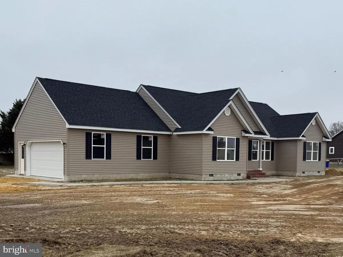 11603 Madelyn Ave, Bridgeville, DE 19933 - #1