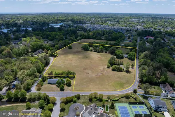37186 Club House Rd, OCEAN VIEW, DE 19970