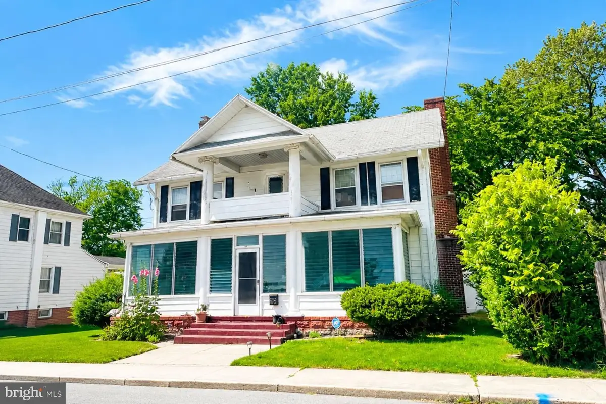 405 E Grove St, Delmar, DE 19940 - #1