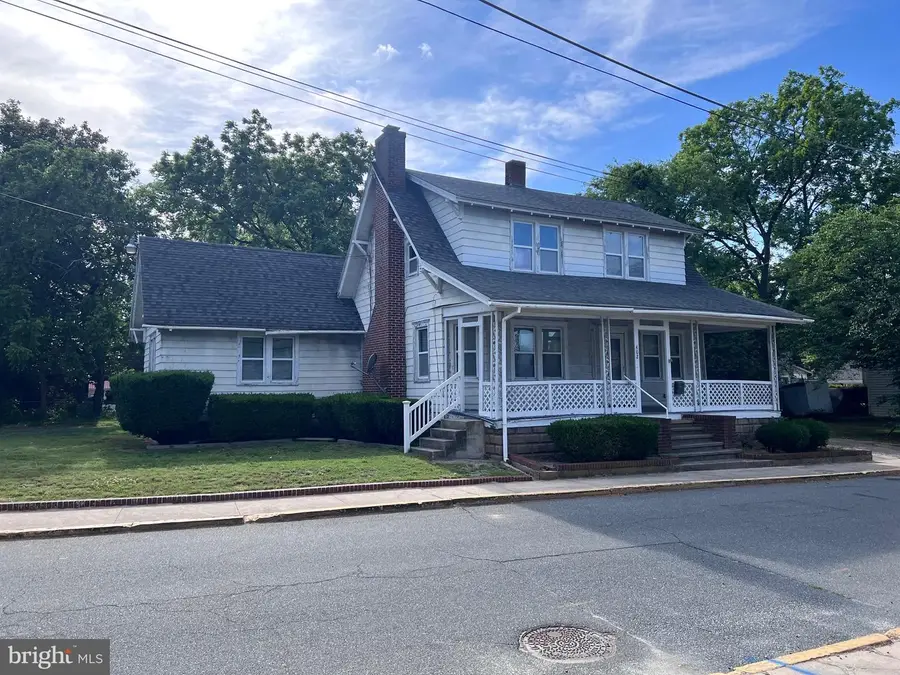 402 Willow St, Laurel, DE 19956 - #3