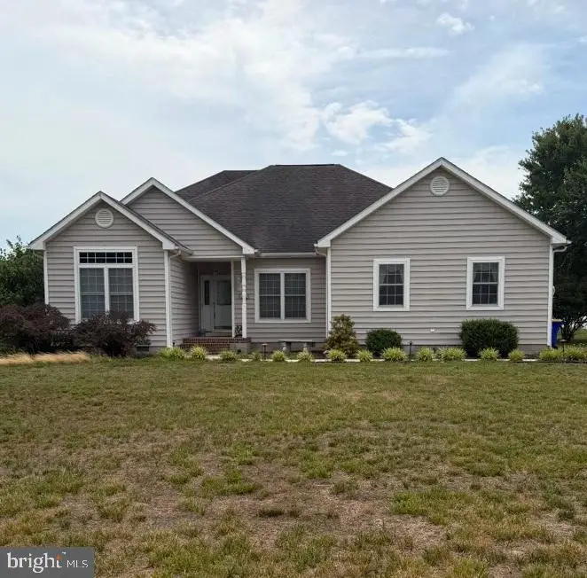 30849 Old Landing Rd, Laurel, DE 19956 - #1