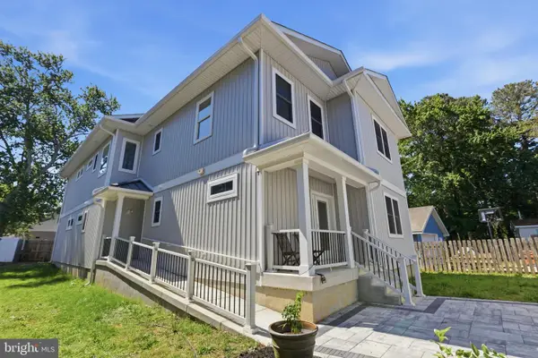 20527 Washington St, REHOBOTH BEACH, DE 19971
