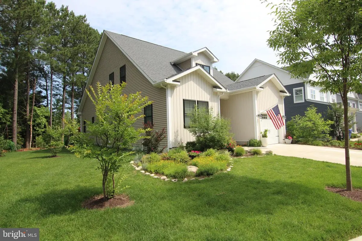 1 Stingray Harbor Dr, Ocean View, DE 19970 - #1