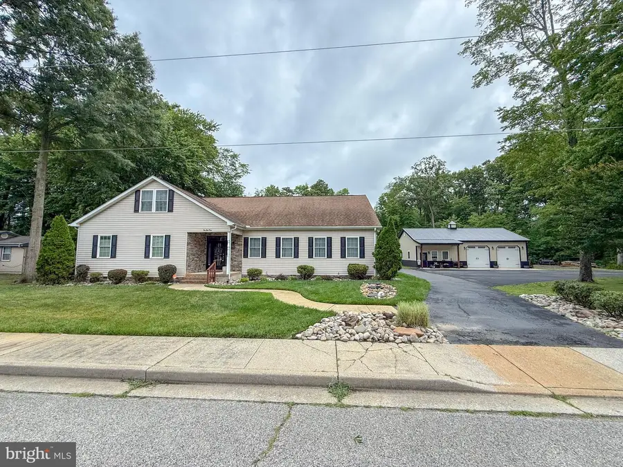 209 W Jewell St, Delmar, DE 19940 - #2