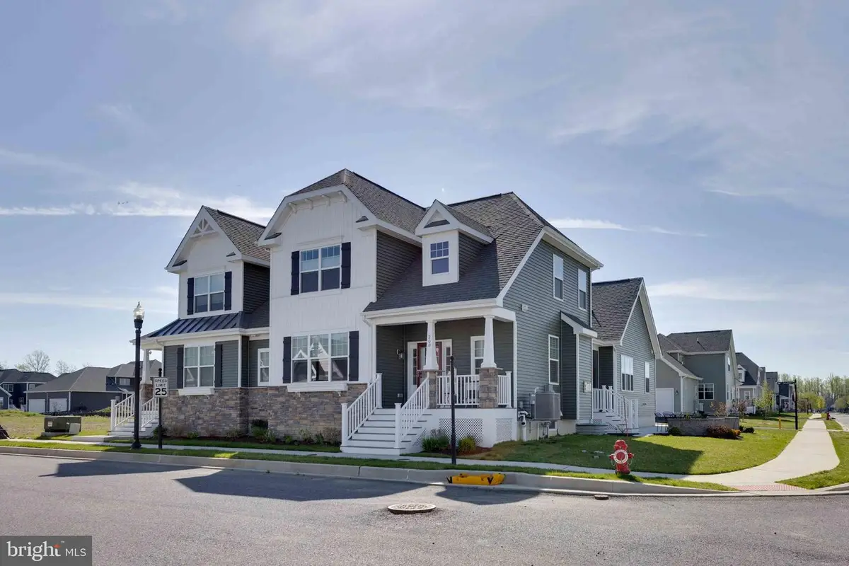 200 Fox St, Milton, DE 19968 - #1