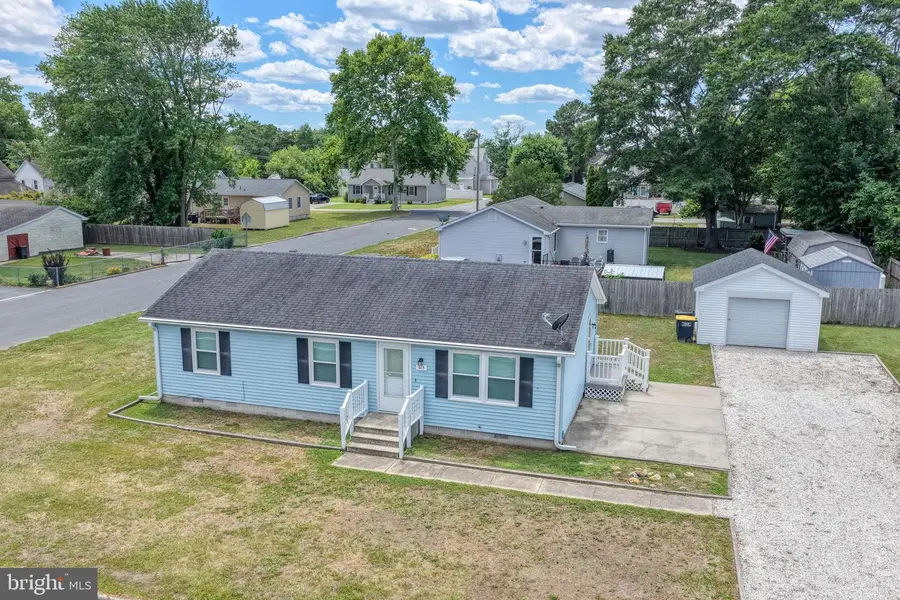 615 Wilson St, Laurel, DE 19956 - #2