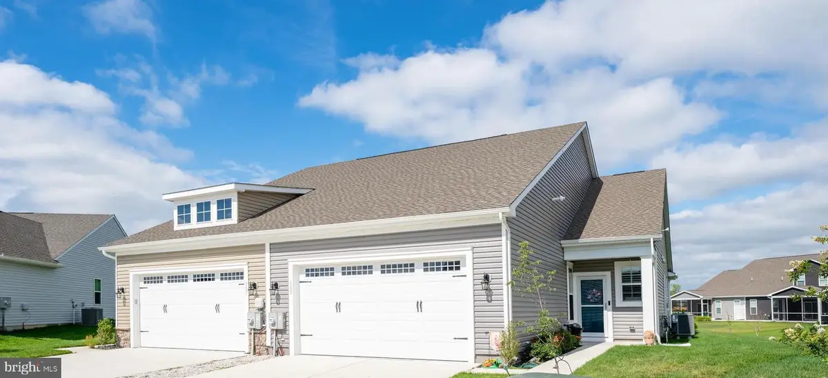 305 Waterside Sq, Bridgeville, DE 19933 - #1