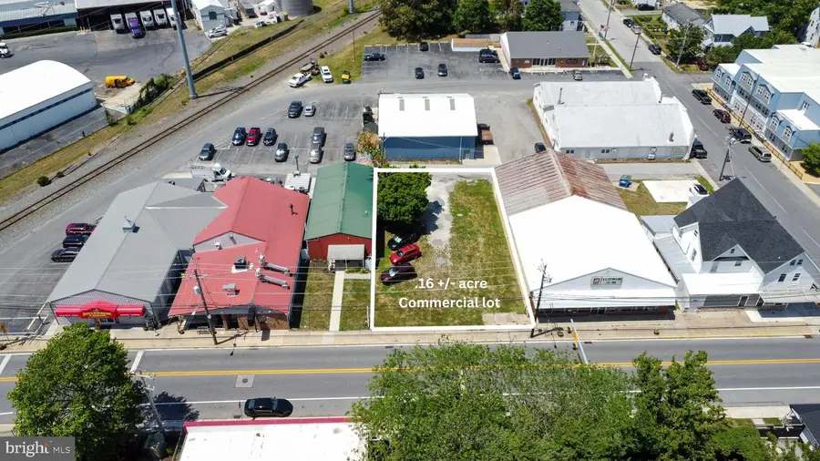 412 Market St, Bridgeville, DE 19933 - #2