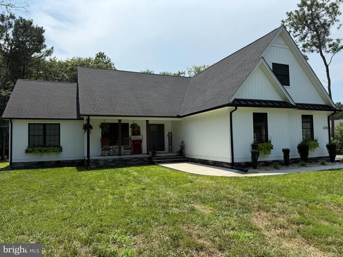 6500 Pleasant Dr, Laurel, DE 19956 - #1