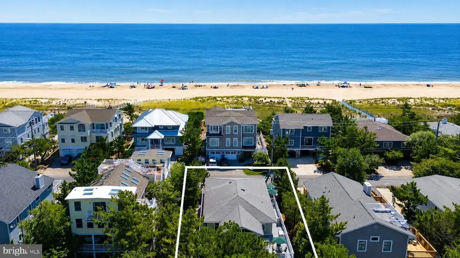 39 Dune Rd, Bethany Beach, DE 19930 - #2