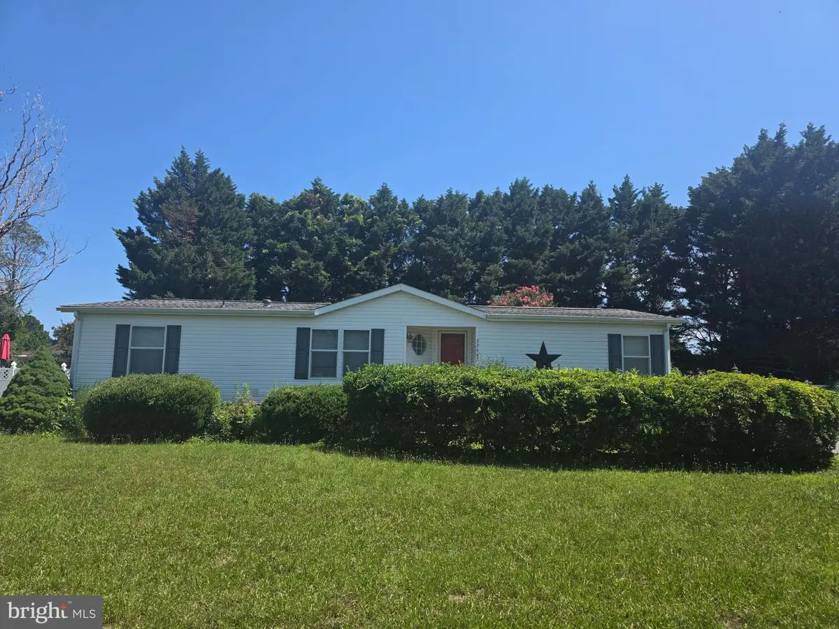 32642 W Albemarle Ct, Millsboro, DE 19966 - #1