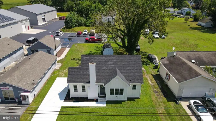 44 N Main St, Selbyville, DE 19975 - #2
