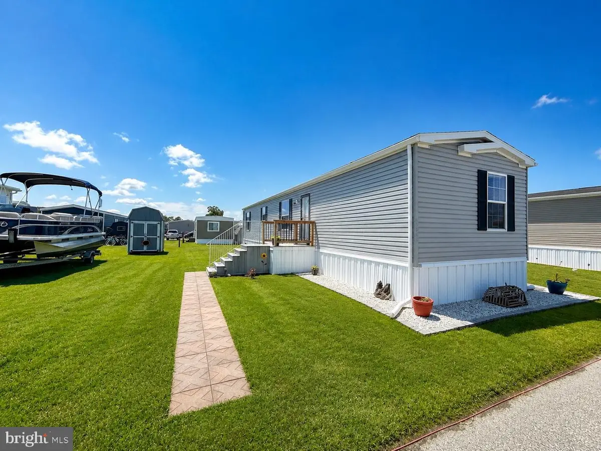 38345 Squirrel Rd, Ocean View, DE 19970 - #1