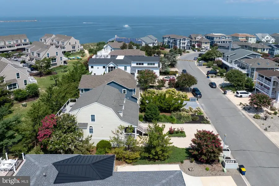 102 W Cape Shores Dr, Lewes, DE 19958 - #3