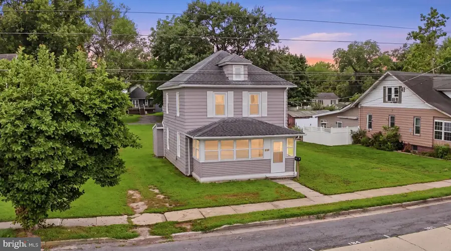 407 Walnut St, Bridgeville, DE 19933 - #2