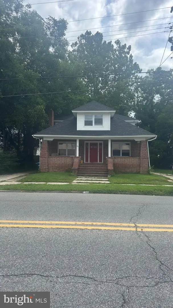 229 N Front St, Seaford, DE 19973 - #3