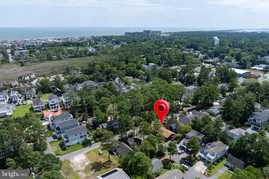 649 Evans Ave, Bethany Beach, DE 19930 - #2