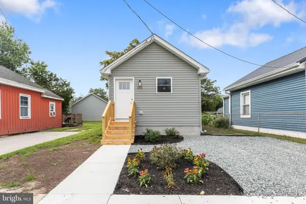 518 W 7th St, LAUREL, DE 19956