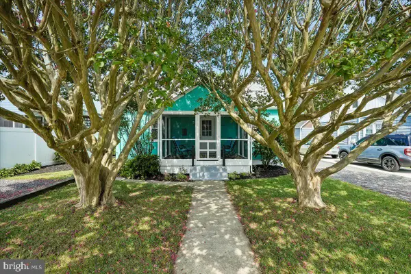 38417 George St, REHOBOTH BEACH, DE 19971