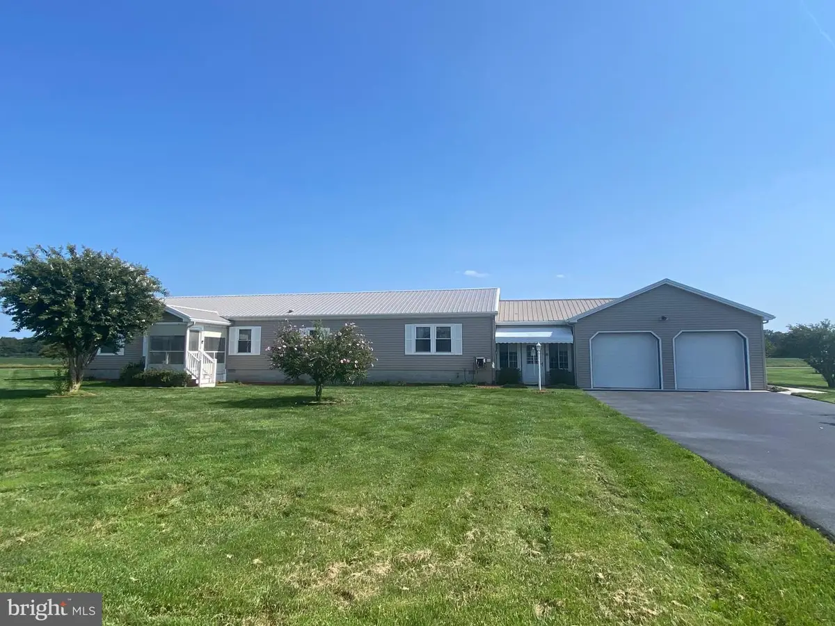 12262 Country Dr, Seaford, DE 19973 - #1