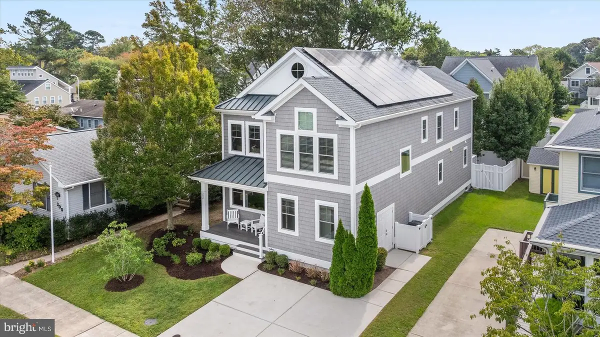 302 Laurel St, Rehoboth Beach, DE 19971 - #1