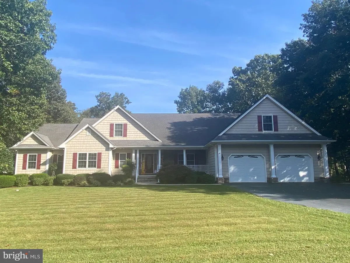 6482 Pleasant Dr, Laurel, DE 19956 - #1